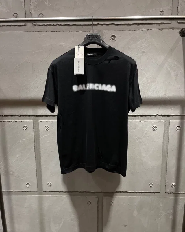 Balenciaga 04 — головне фото товару