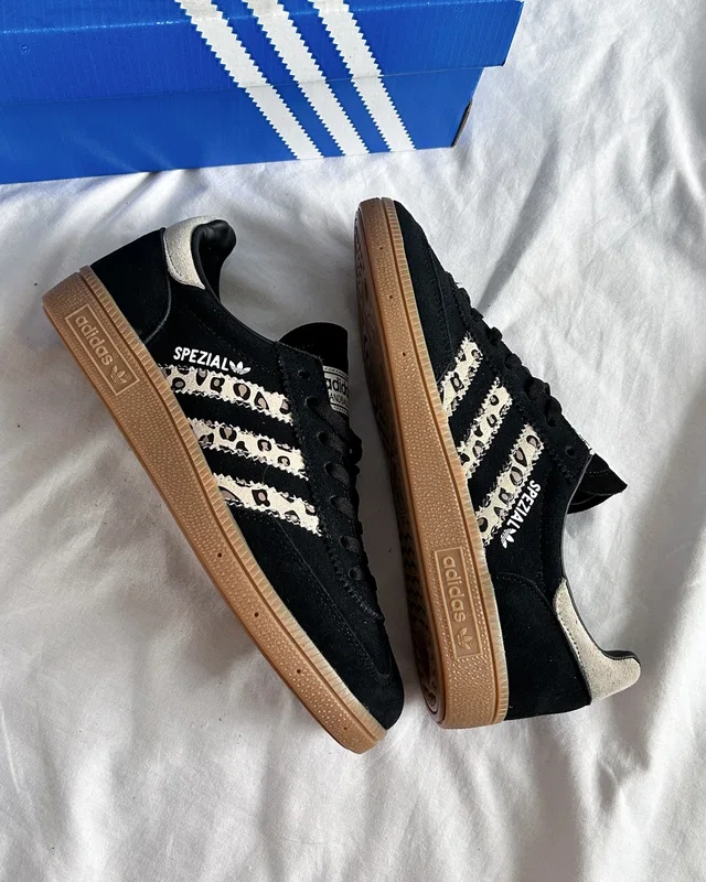 Adidas Handball Spezial 'Black Wonder Leopard' JH9092 — головне фото товару