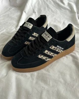 Adidas Handball Spezial 'Black Wonder Leopard' JH9092 — головне фото товару