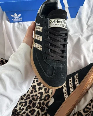 Adidas Handball Spezial 'Black Wonder Leopard' JH9092 — головне фото товару