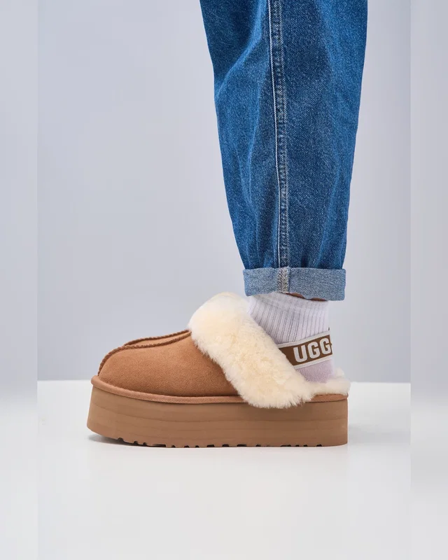 UGG Funkette Chestnut — головне фото товару