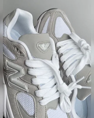 New Balance 9060 • Light Grey White • — головне фото товару