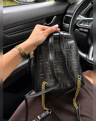 Fendi Mini Zucca FF Motif Backpack Black [пильник звичайна коробка] 23 x 21 x 10 — головне фото товару