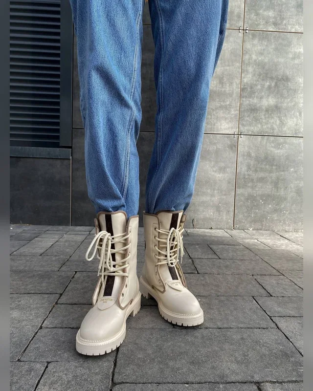 Louis Vuitton LV Boot Cream ( товсте хутро ) — головне фото товару
