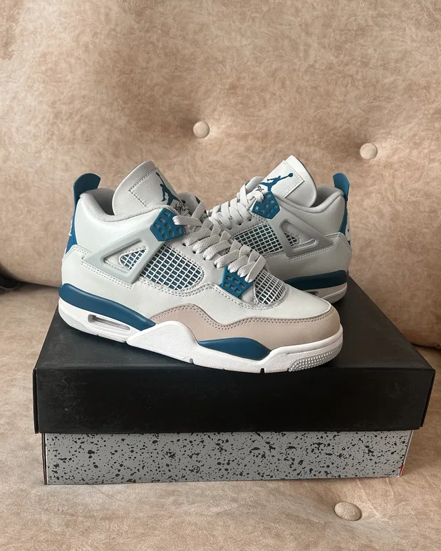 Nike Air Jordan 4 Retro 'Military Blue' 2024 HF4281-141 — головне фото товару