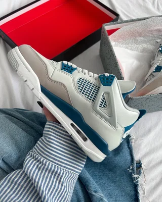 Nike Air Jordan 4 Retro 'Military Blue' 2024 HF4281-141 — головне фото товару