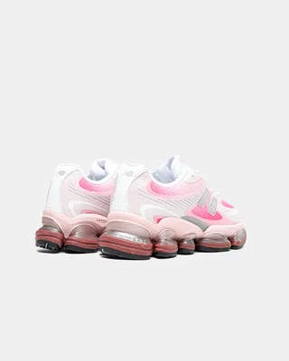New Balance 2000 Pink — головне фото товару