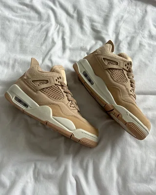 Nike Air Jordan 4 Retro "Cozy Girl" (HV0823-200) — головне фото товару