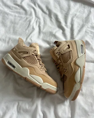 Nike Air Jordan 4 Retro "Cozy Girl" (HV0823-200) — головне фото товару
