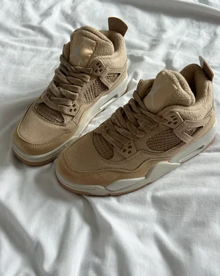 Nike Air Jordan 4 Retro "Cozy Girl" (HV0823-200) — головне фото товару