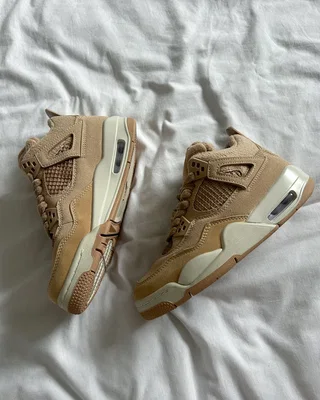Nike Air Jordan 4 Retro "Cozy Girl" (HV0823-200) — головне фото товару