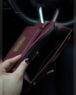 Saint Laurent Manhattan Leather Shoulder Bag Wine Магнітна + Захисна коробка 24 x 18 x 8 — головне фото товару