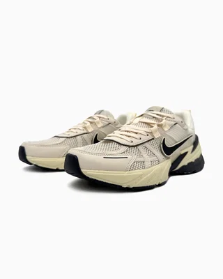 Nike V2K Runtekk Beige Black — головне фото товару