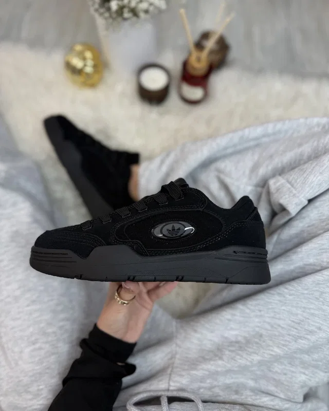 Adidas ADI2000 all black — головне фото товару