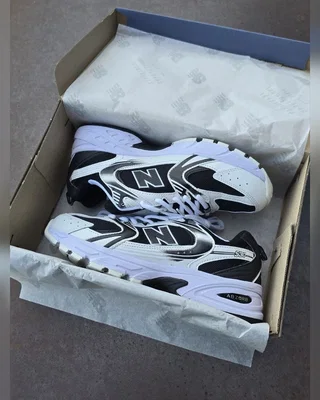 New Balance 530 • White Black • — головне фото товару