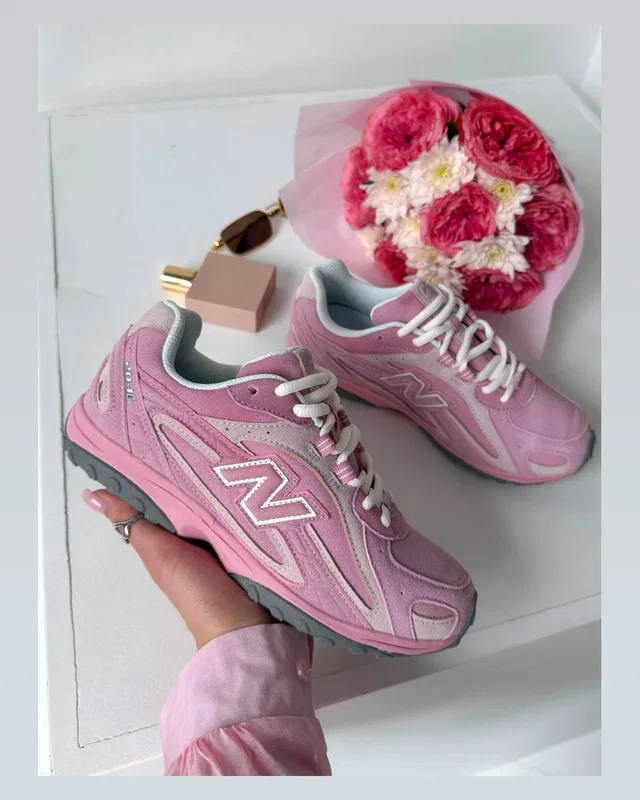 New Balance 204L Pink — головне фото товару