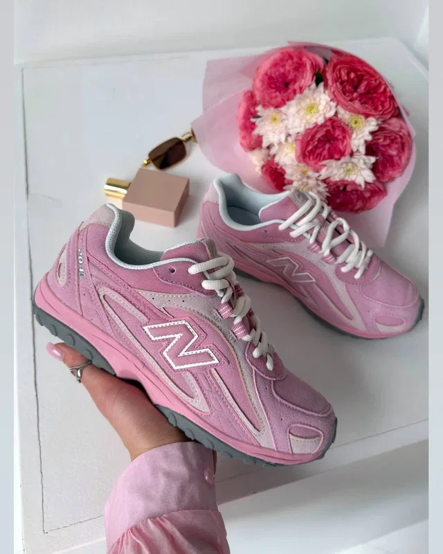 New Balance 204L Pink — головне фото товару