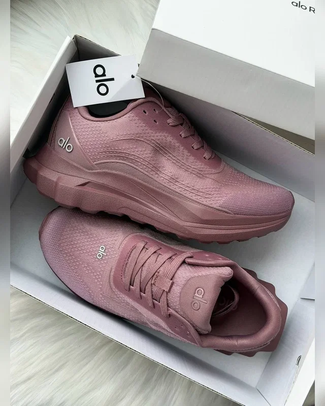 ALO Yoga Runner Pink — головне фото товару
