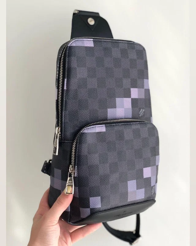 Сумка Louis Vuitton — головне фото товару