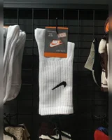 Nike Шкарпетки White (Високі) — головне фото товару