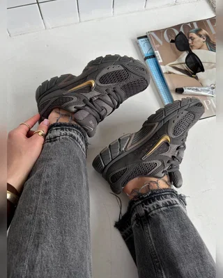 Nike V5 RNR Medium Ash — головне фото товару
