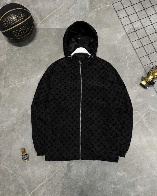 Куртка Louis Vuitton — головне фото товару