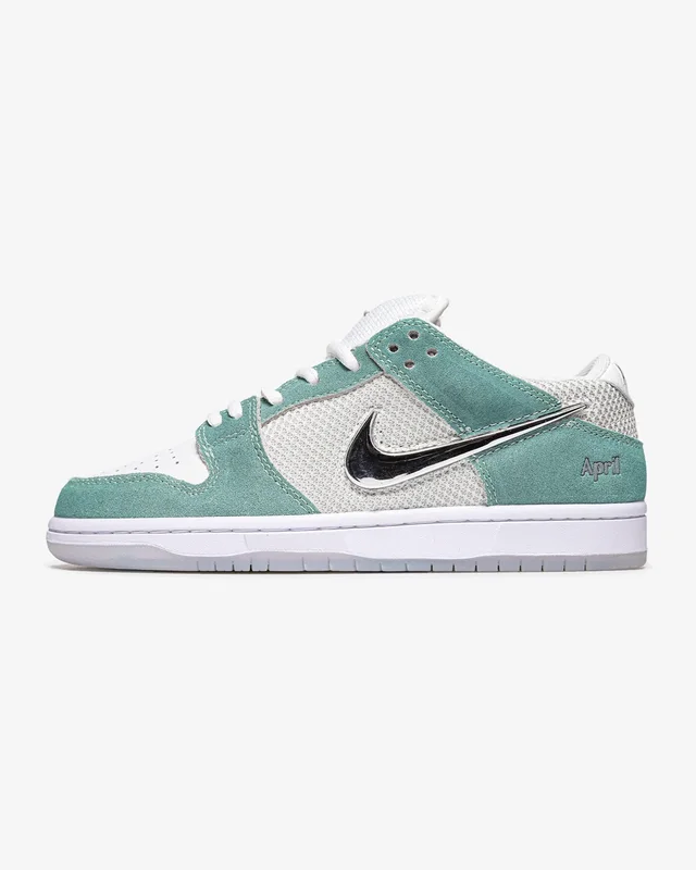 Nike April Skateboards x Dunk Low SB 'Turbo Green' Nike — головне фото товару