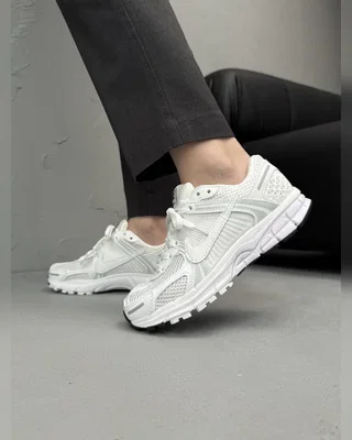 Nike Zoom Vomero 5 Light Grey White — головне фото товару