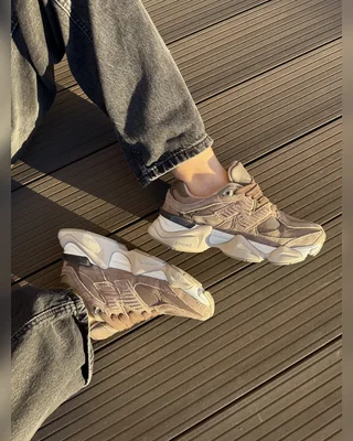 New Balance 9060 brown white — головне фото товару