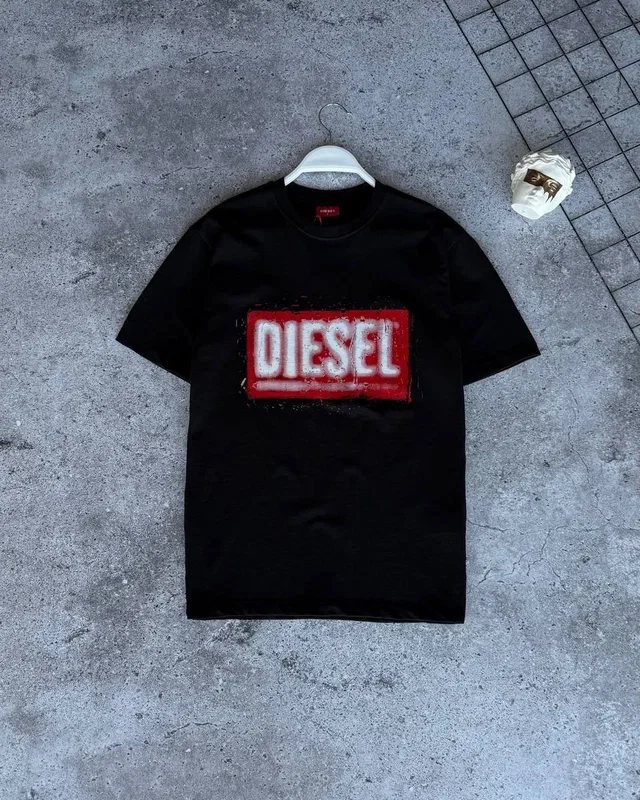 Футболка Diesel — головне фото товару