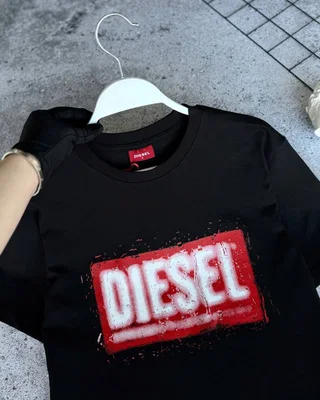 Футболка Diesel — головне фото товару