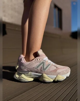 New Balance 9060 white pink — головне фото товару