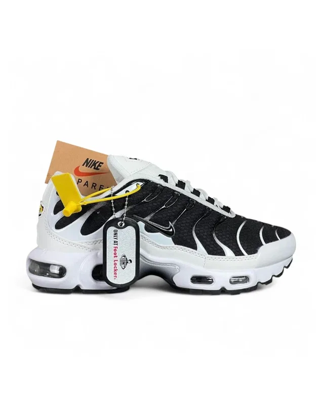 Nike Air Max TN • White Black • — головне фото товару