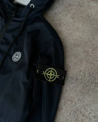 Куртка Stone Island — головне фото товару