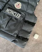 Жилет Moncler — головне фото товару