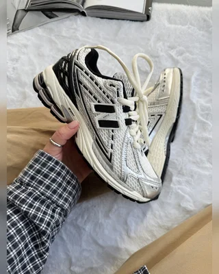 New Balance 1906R White Silver Black — головне фото товару