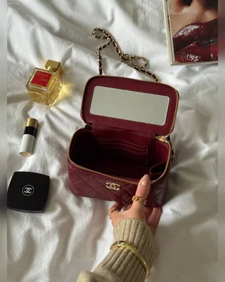 Chanel Classic Burgundy Lambskin Pearl Crush Vanity Bag Gold 17 х 11 х 8 — головне фото товару