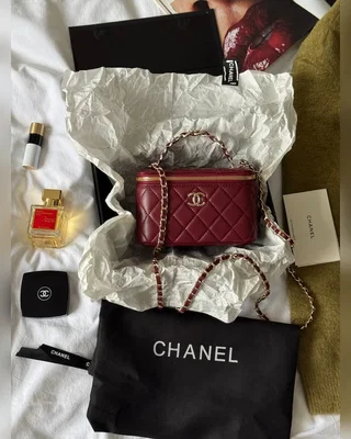 Chanel Classic Burgundy Lambskin Pearl Crush Vanity Bag Gold 17 х 11 х 8 — головне фото товару