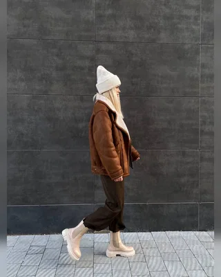 McQueen Beige Fur — головне фото товару