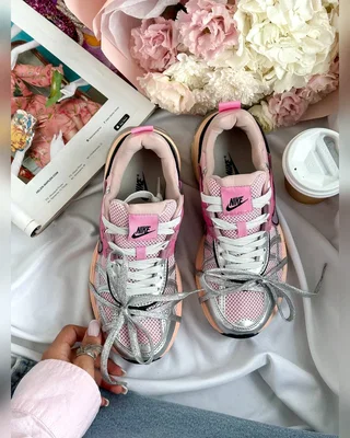 Nike V2K Runtekk Pink — головне фото товару