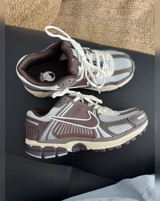 Nike Zoom Vomero 5 Brown — головне фото товару