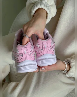 Nike Initiator Pink — головне фото товару