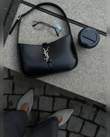 Saint Laurent Hobo Le 5 A 7 Leather Shoulder Bag in Black/Silver Оригінальна коробка 24 х 14 х 6.5 см — головне фото товару