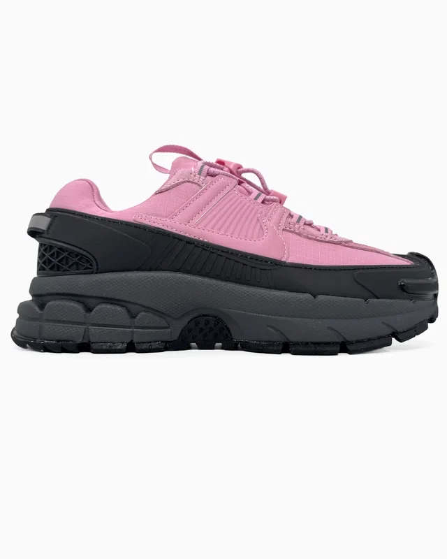 Nike Zoom Vomero Roam Black/Pink — головне фото товару