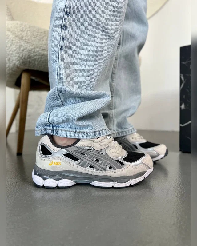 Asics біл чор — головне фото товару