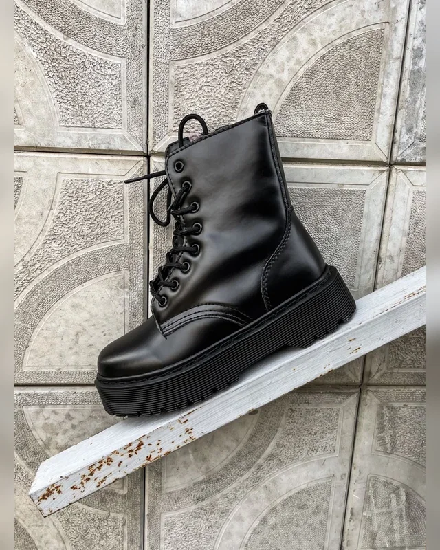 Dr. Martens Jadon Triple Black Fur — головне фото товару