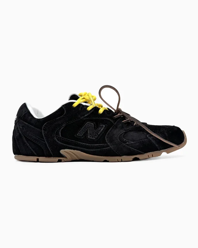 New Balance x Miu Miu 530 Black — головне фото товару
