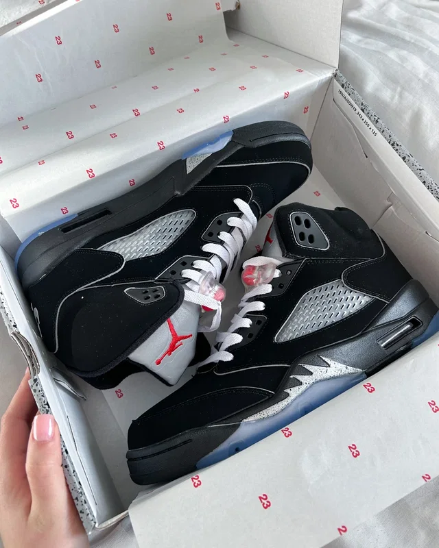 Nike Air Jordan 5 Retro OG 'Black Metallic Reimagined' — головне фото товару