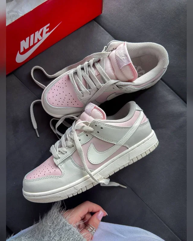 Nike Dunk Low Pink Grey — головне фото товару