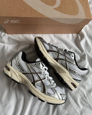 Asics Gel-1130 'White Clay Canyon' 1201A256-113 — головне фото товару